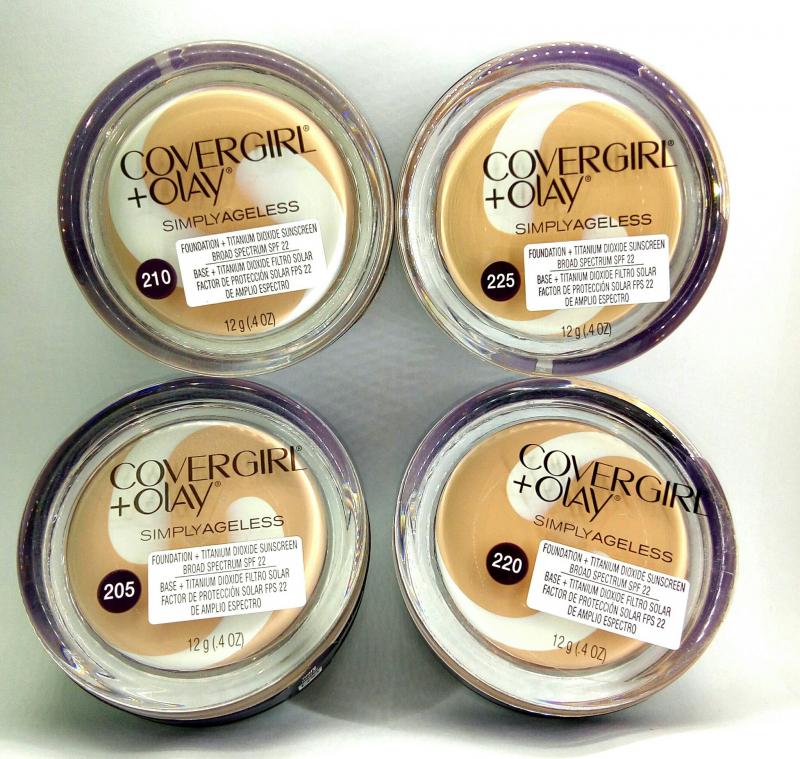 CoverGirl Olay Simply Ageless có thể duy trì lớp nền kéo dài 6 - 7 tiếng