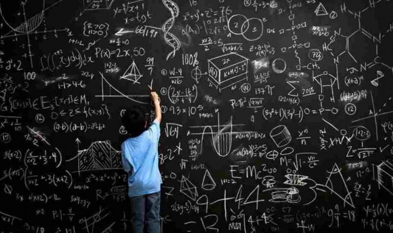 Âm nhạc và hội họa luôn dễ đi vào lòng người, đặc biệt là trẻ em hơn môn toán
