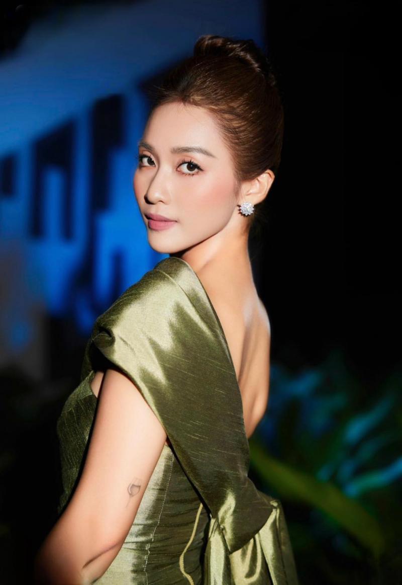 Khả Ngân