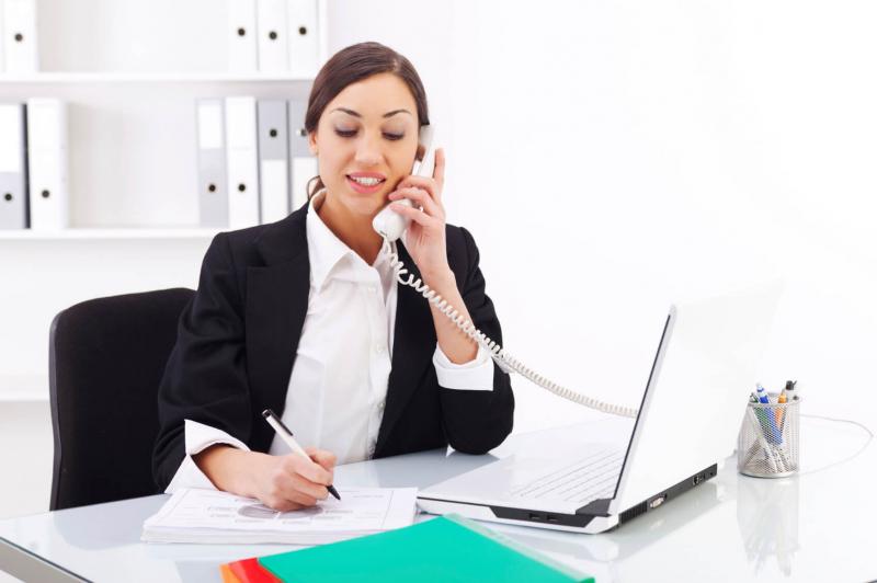 Hỗ trợ giải đáp thắc mắc, tư vấn trực tuyến 24/7 đang được các doanh nghiệp áp dụng trong chương trình chăm sóc khách hàng của mình.
