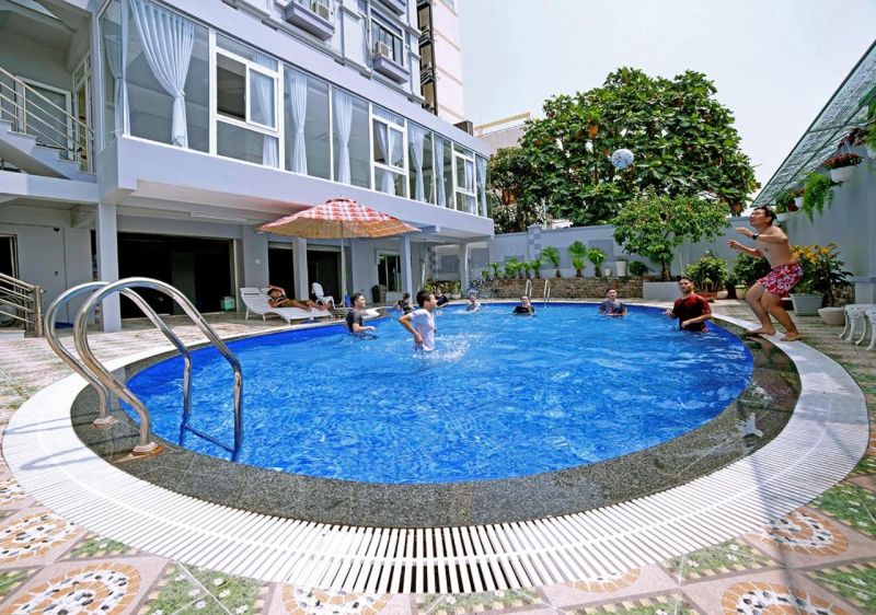 Khách Sạn Quốc Cường