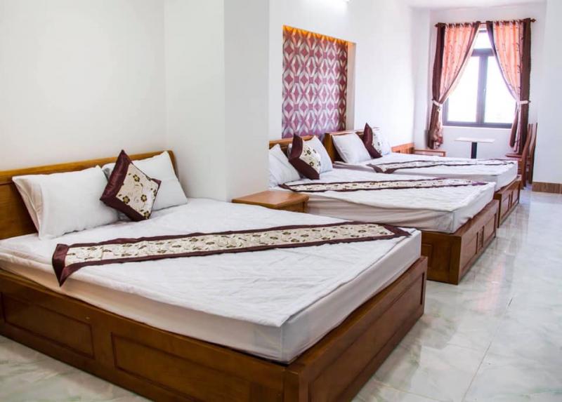 Khách Sạn Hồng Anh