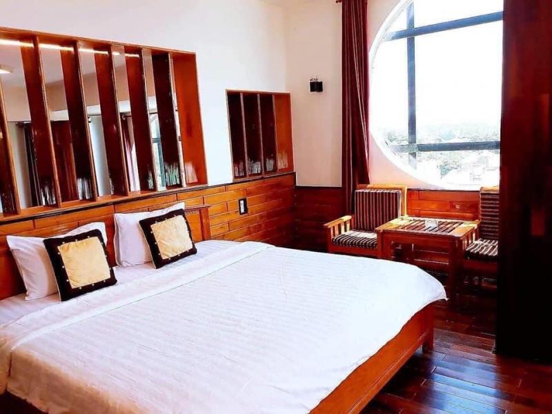 Khách sạn Hương Bình
