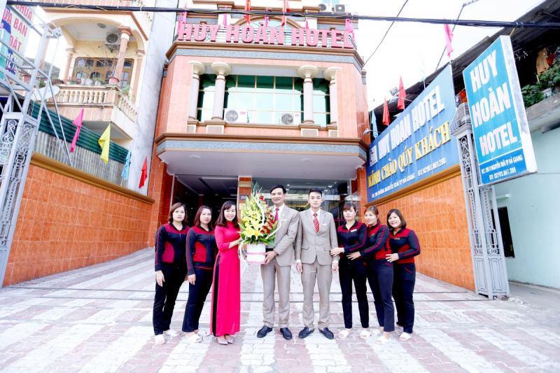 Khách sạn Huy Hoàn