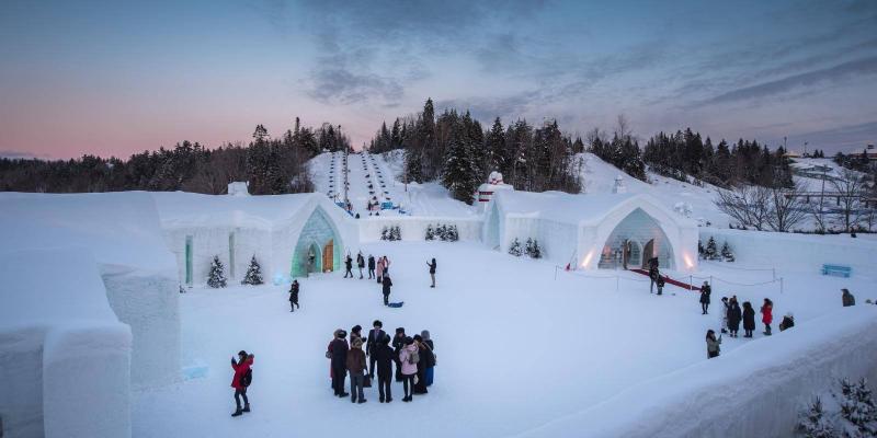 Khách sạn làm từ băng - Hotel de Glace