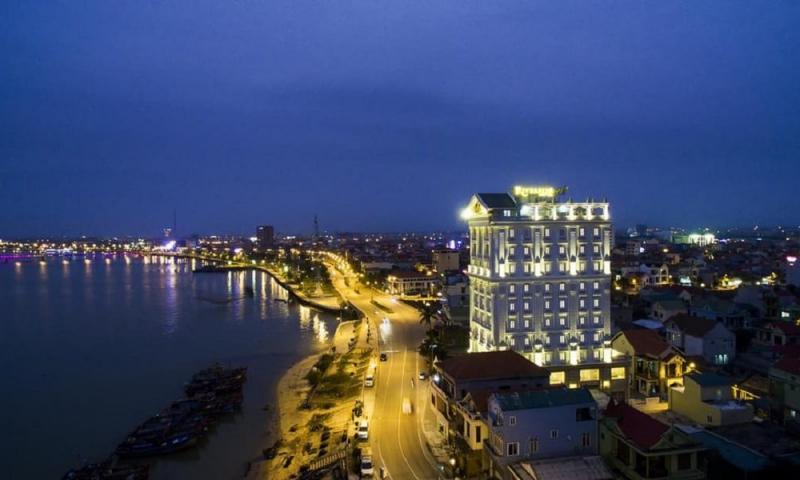 Khách sạn Riverside
