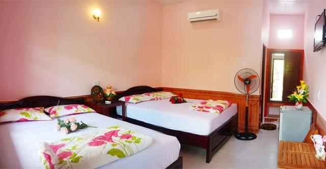 Khách sạn sân vườn Minh Anh