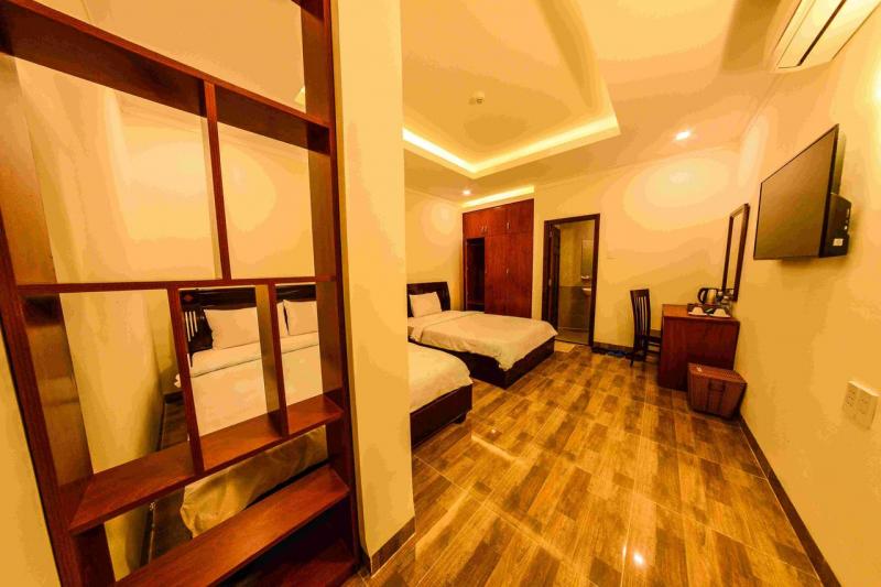 Sunny Hotel