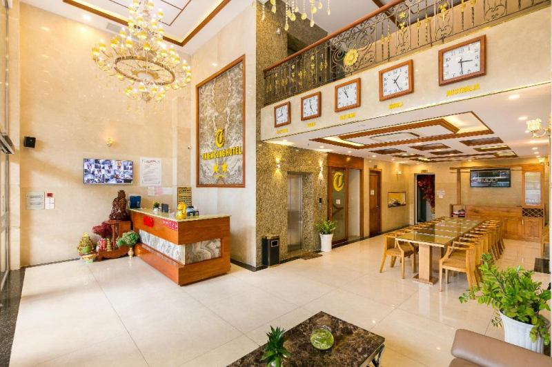 Khách Sạn Thiên Cung