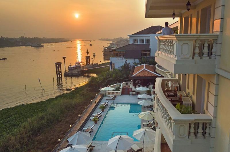 Khách sạn Victoria