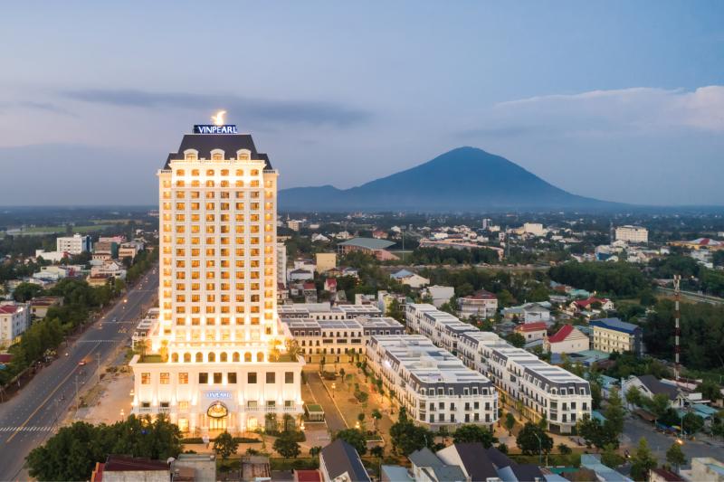 Four Points by Sheraton Lang Son