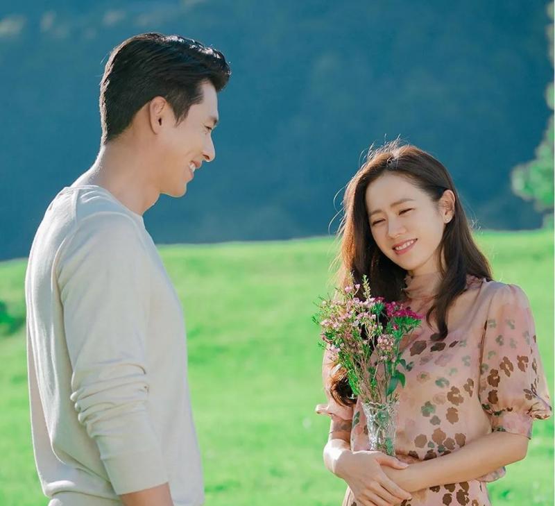 Dành lời khen cho nàng