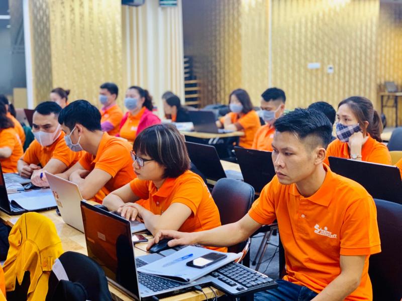 Khóa học “Shopee Success System” của giảng viên Văn Chính