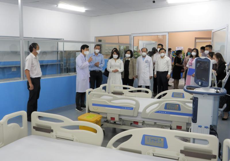 Y bác sĩ tại Bệnh viện Trưng Vương
