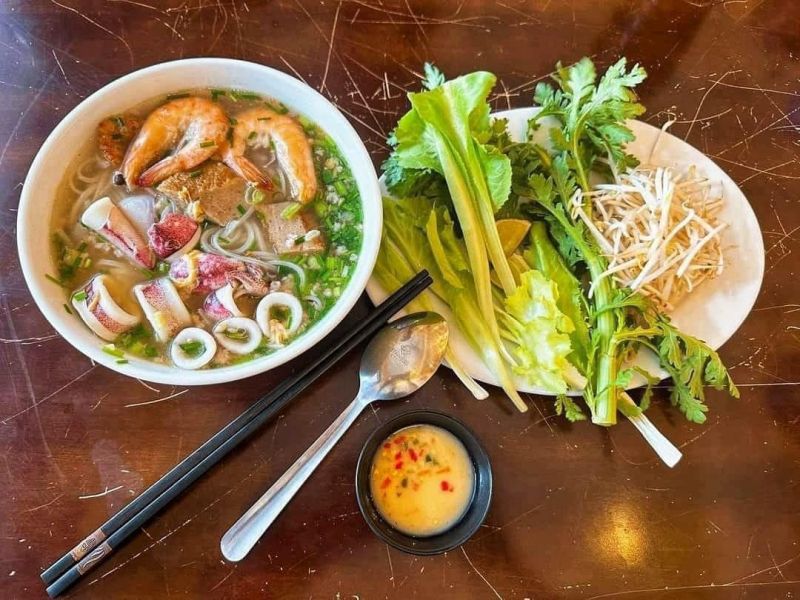 Khoai Bistro