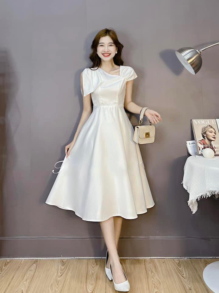 Khoai Maxi - Thời trang sống ảo, cho thuê đồ tại Quảng Bình