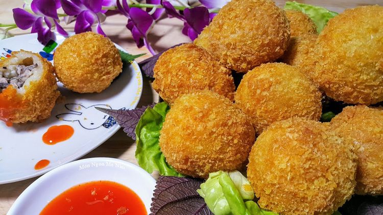 Khoai môn lệ phố