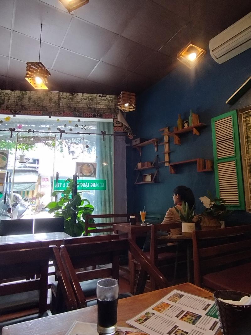 Khoảng Lặng Coffee and Tea