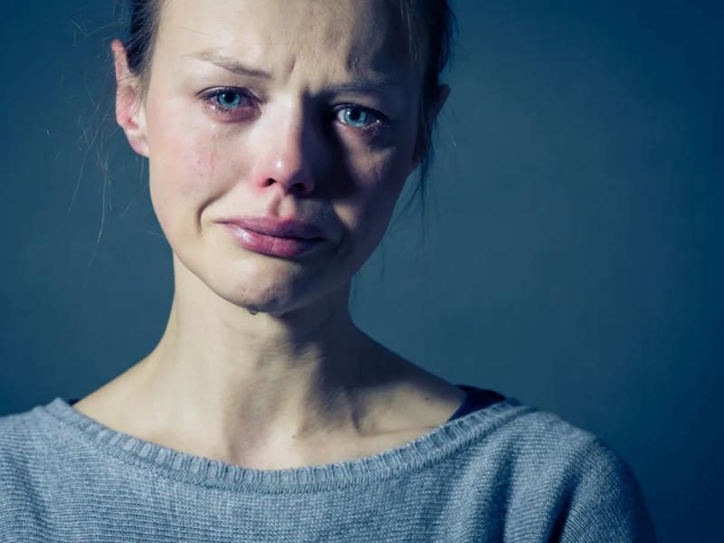 Khóc lớn để giải tỏa áp lực
