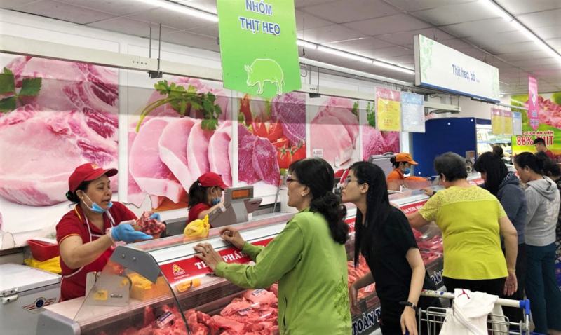 Không đóng cửa, dừng hoạt động cơ sở kinh doanh dịch vụ, hàng hóa thiết yếu