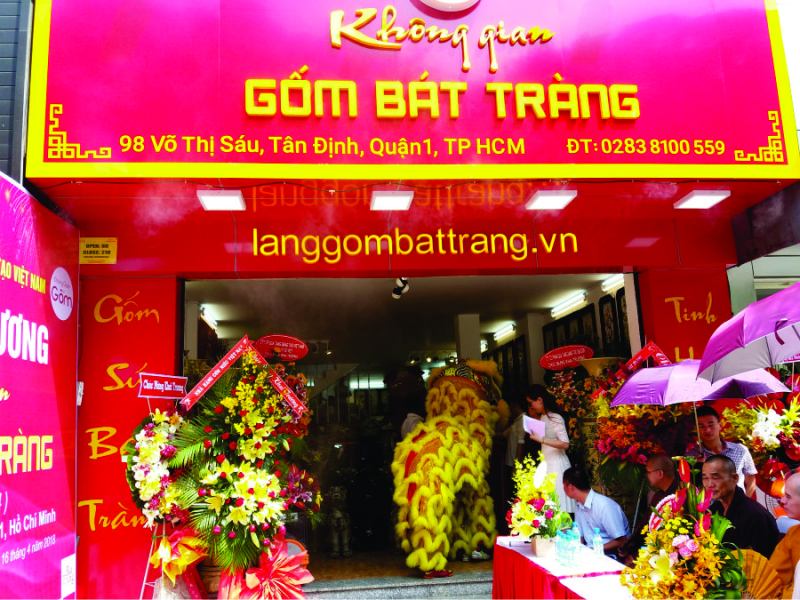 Không Gian Gốm Bát Tràng