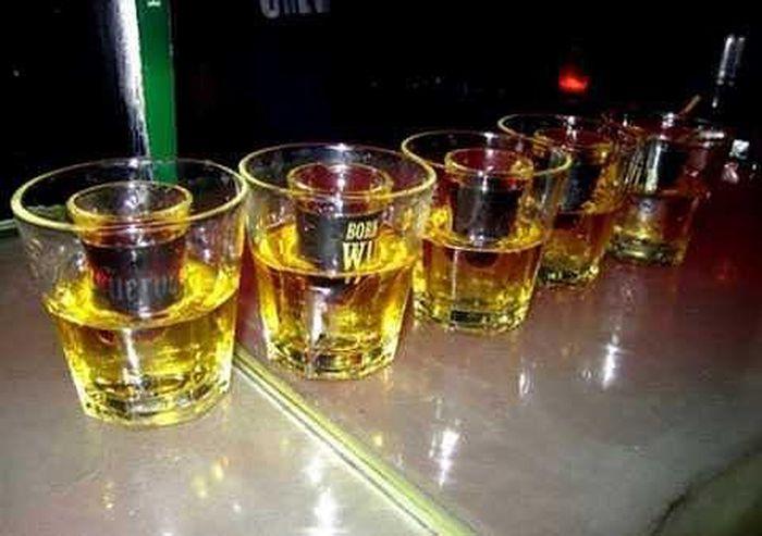 Uống rượu với nước có gas rất có hại cho sức khỏe