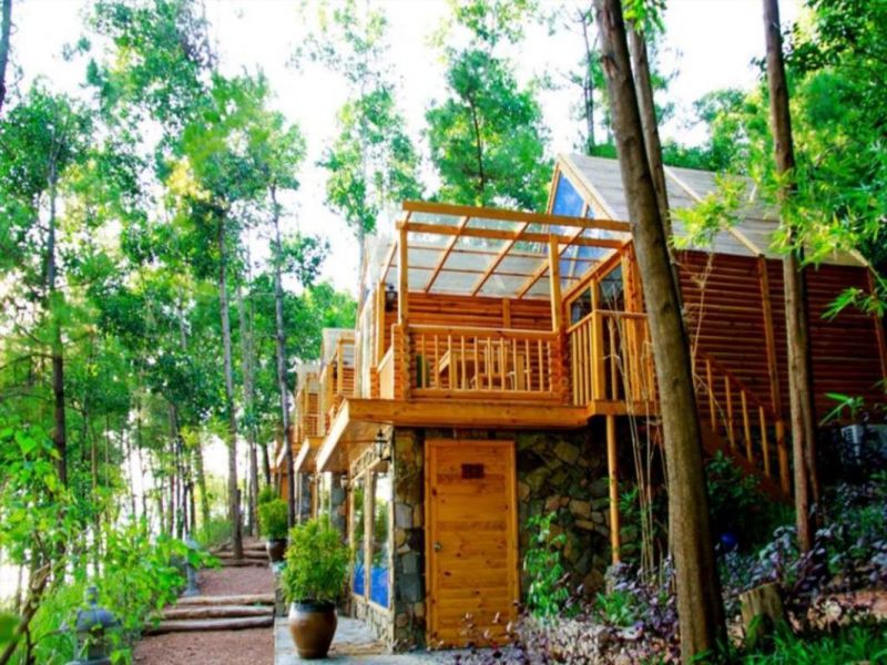 Khu di tích danh thắng quốc gia Hồ Phú Ninh