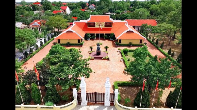 Khu di tích Nguyễn Du