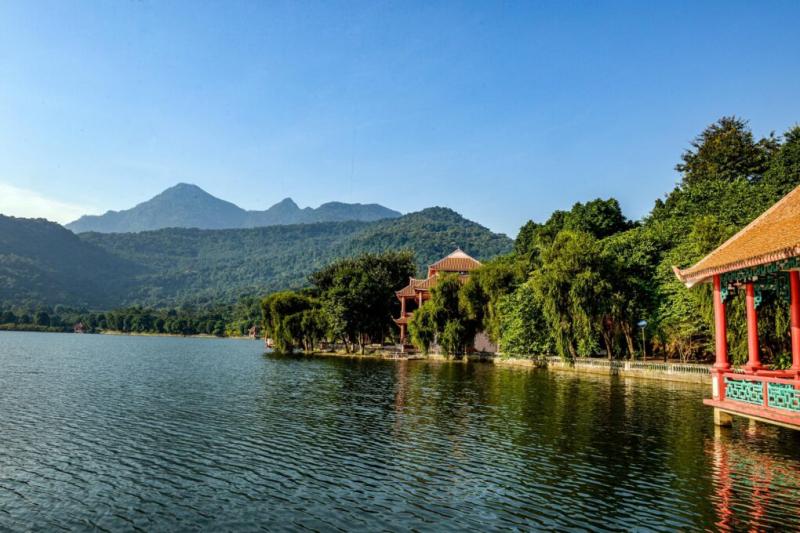 Hồ Tiên Sa