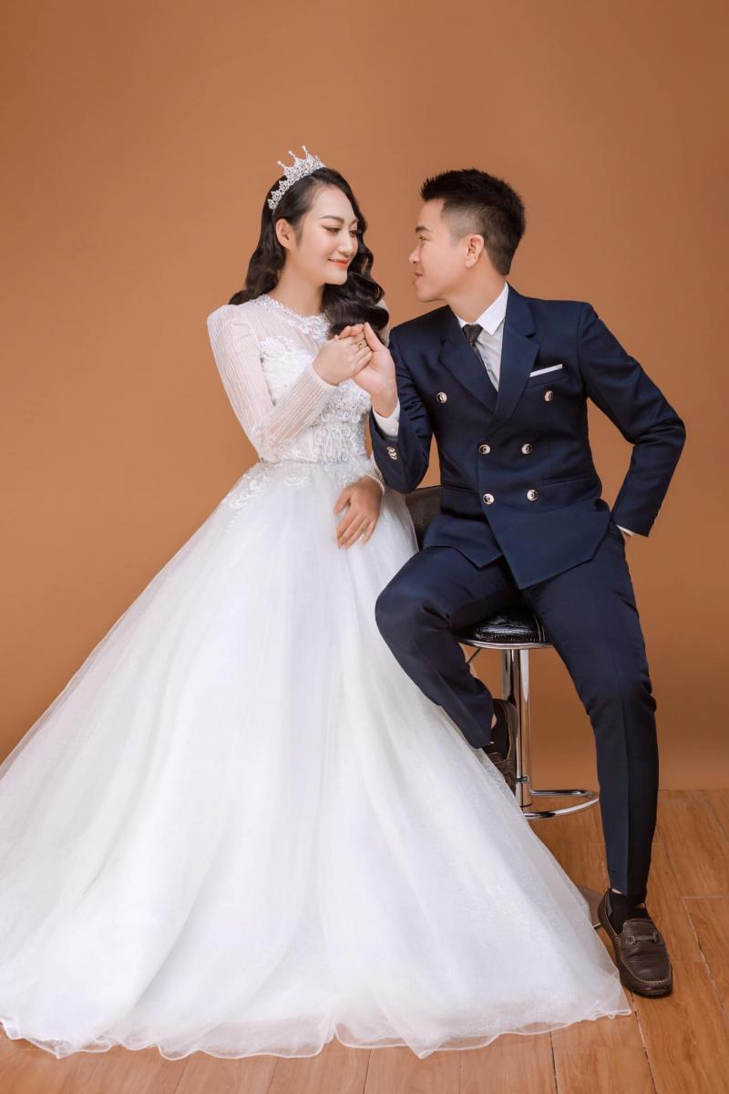 Studio Khuyên Thảo Nguyên