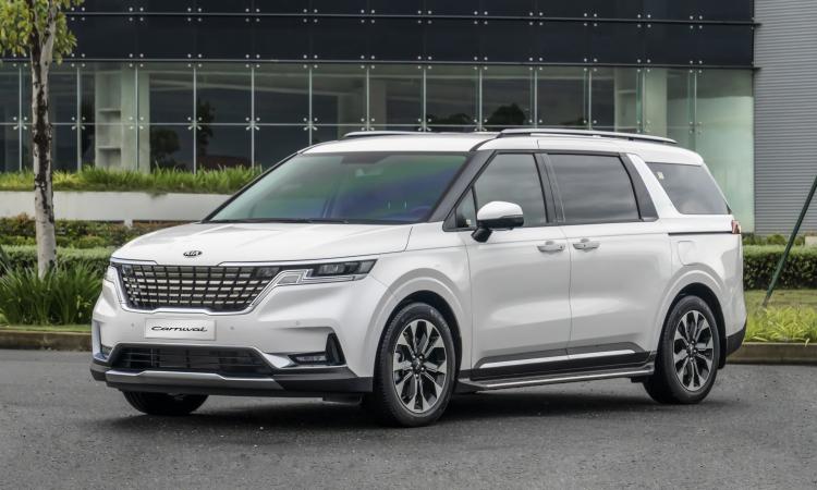 KIA Carnival: 1,199 tỷ VND