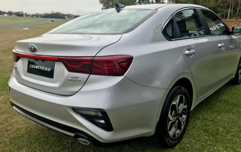 KIA Cerato - 521 xe