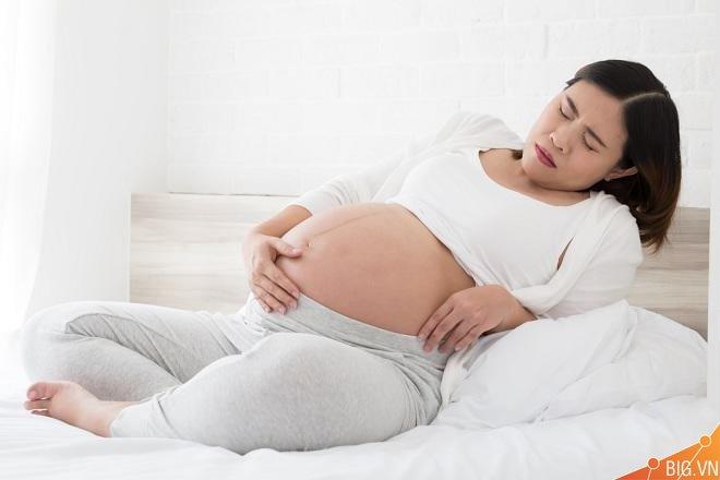 Kích thích núm vú giúp mẹ bầu chuyển dạ nhanh và không đau