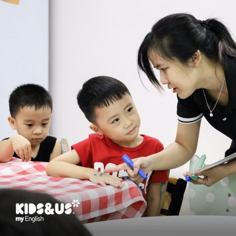 Kids&Us - Tiếng Anh cho trẻ từ 1 tuổi