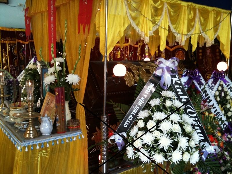Kiêng để tang vào ngày mùng 1