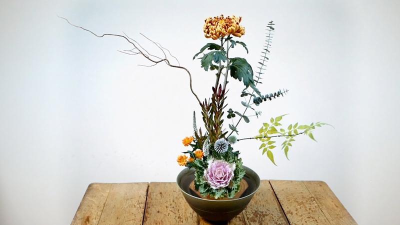 Kiểu cắm theo phong cách hiện đại