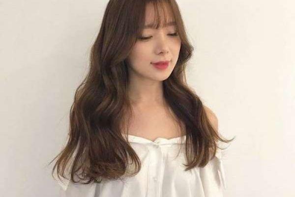Tóc dài xoăn wavy