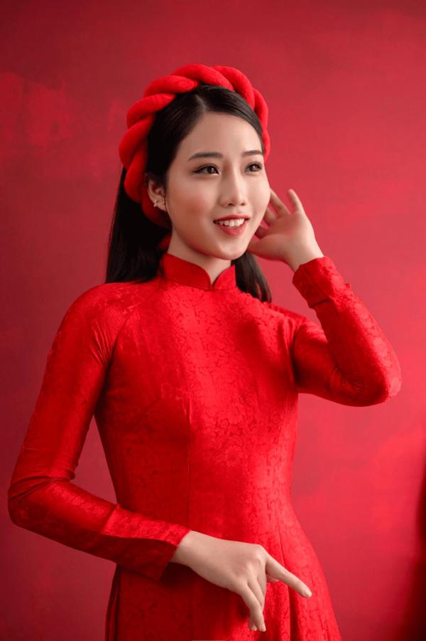 Kiểu tóc đội mấn xoã tự nhiên