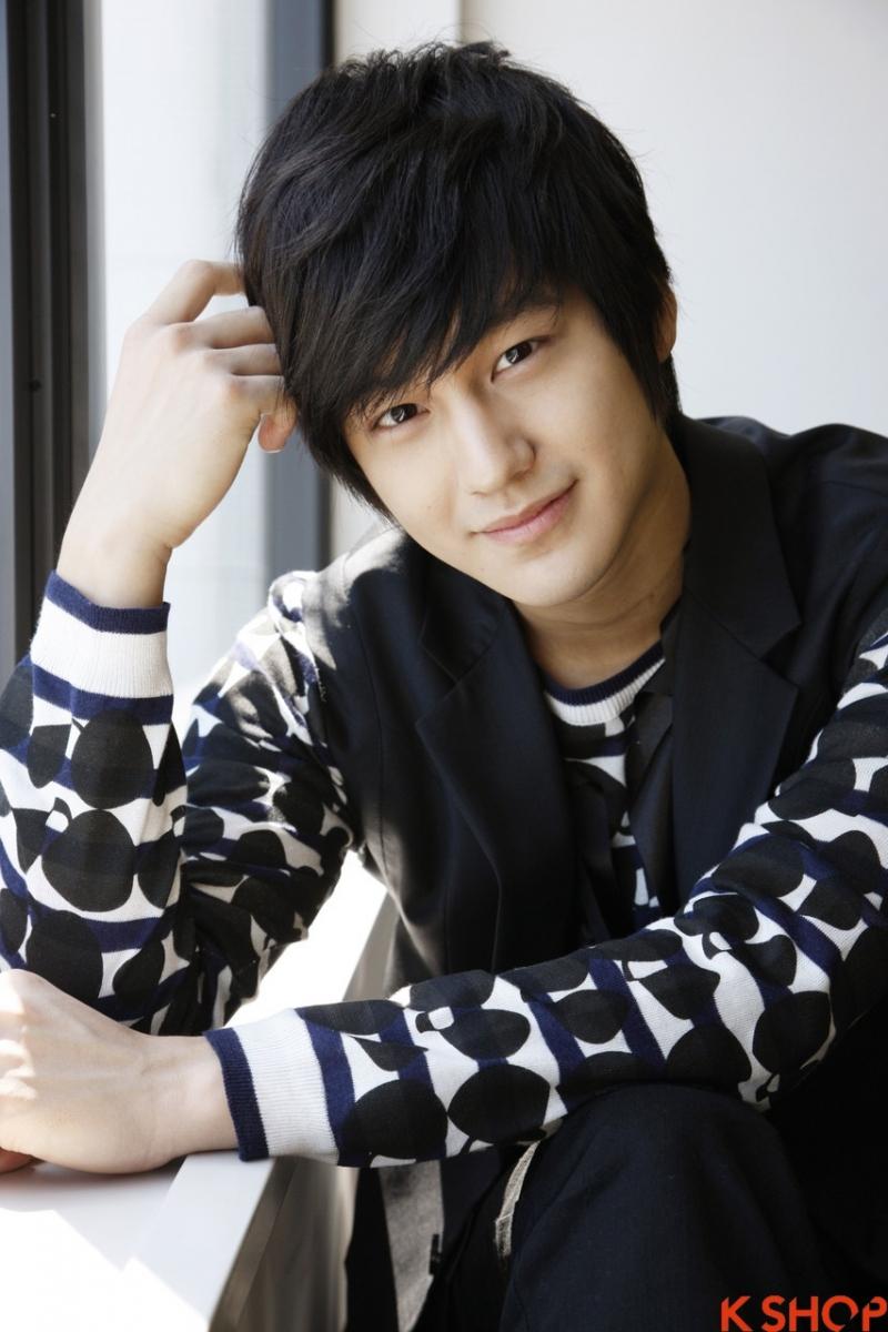 Kim Bum với mái tóc dài quý tộc