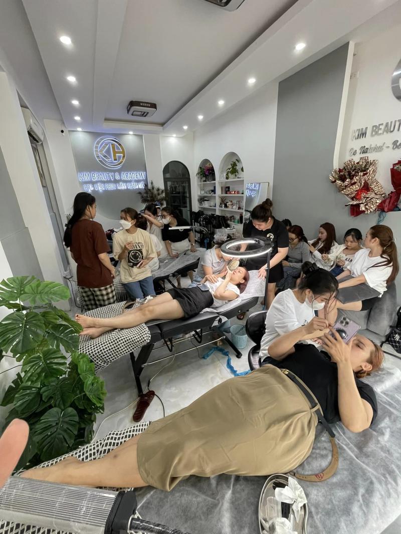 Kim Beauty & Academy