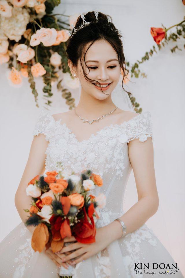 Kin Đoàn Make Up