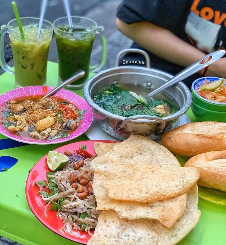 King-  Cút lộn xào me và nước ép