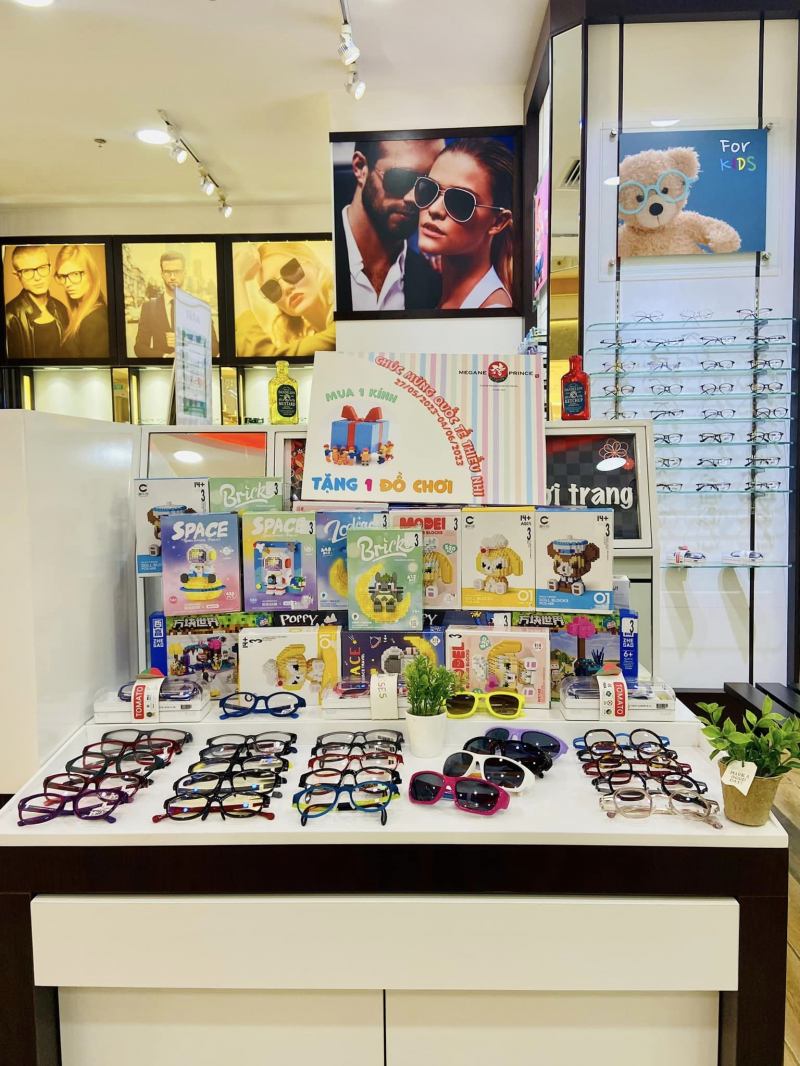 Kính mắt Nhật Megane Prince