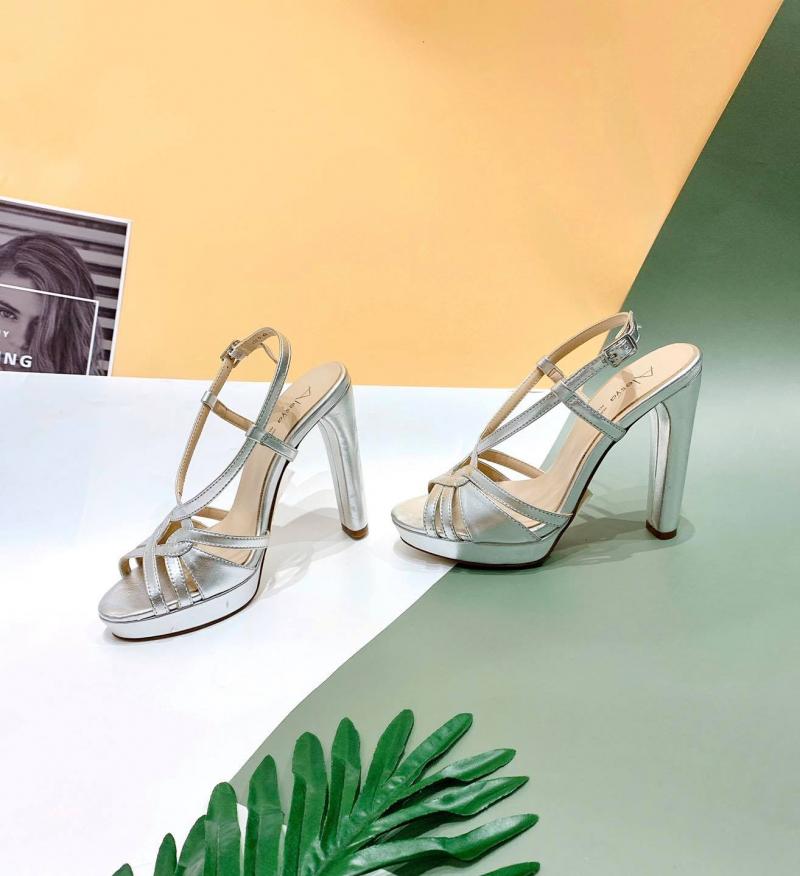 KIRA Store - Giày Xuất Xịn