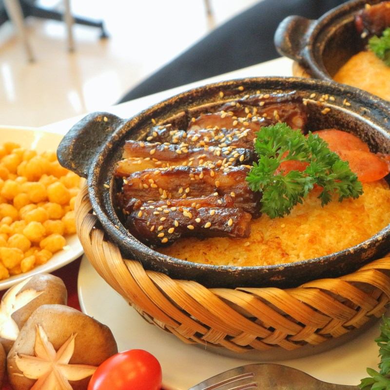 KOMBO - Cơm Niêu Singapore - Nguyễn Cơ Thạch