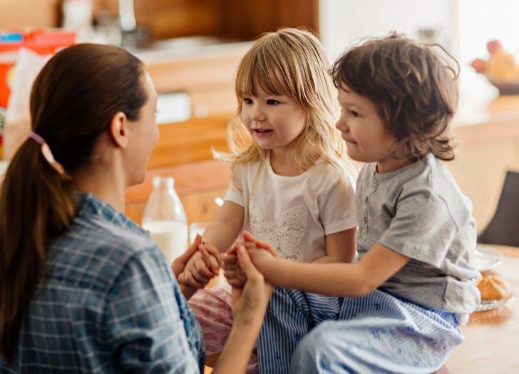 Kỹ năng phòng chống xâm hại trẻ em: Nghĩ ra mật khẩu gia đình (ảnh minh họa)