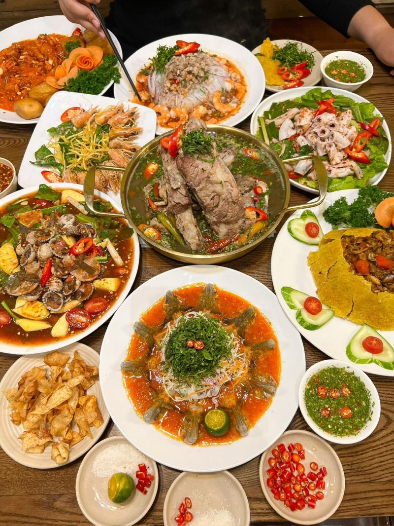 Lạ Quán
