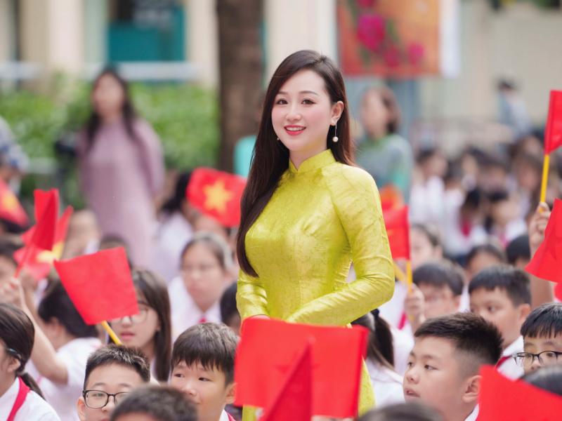Bài văn kể về kỉ niệm đáng nhớ với thầy giáo, cô giáo cũ hay nhất số 9