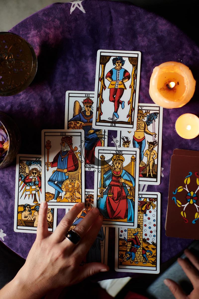 Lạc Lạc Tarot