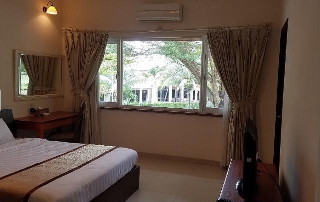 Lakeview Villa
